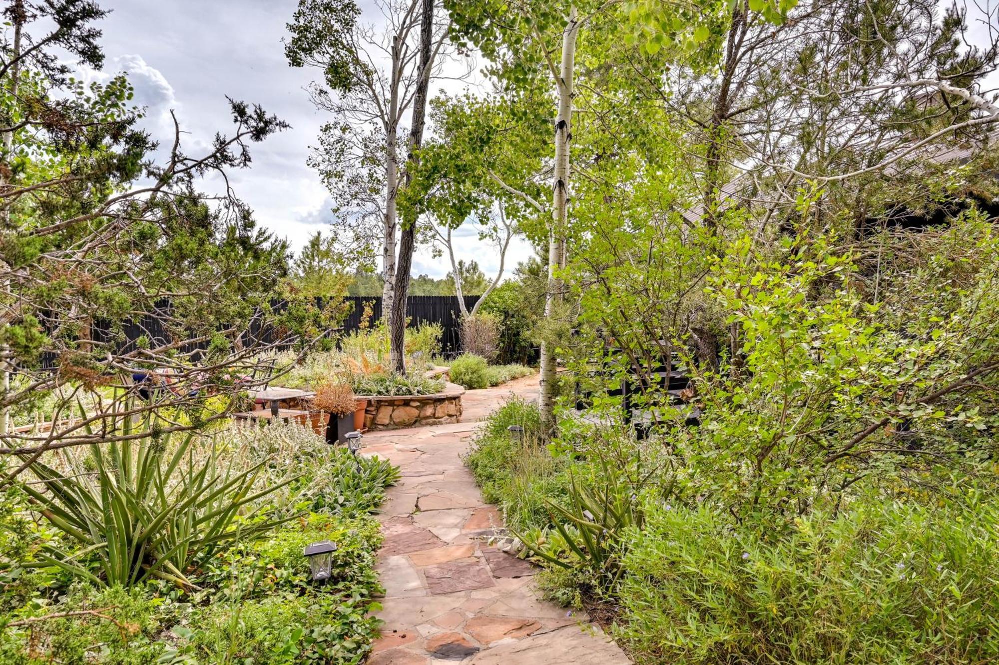 Pet-friendly With Patio *